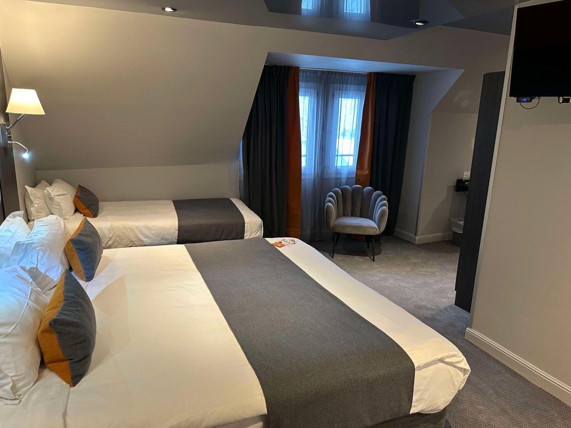 Western Empire Elysees Hotel 3*