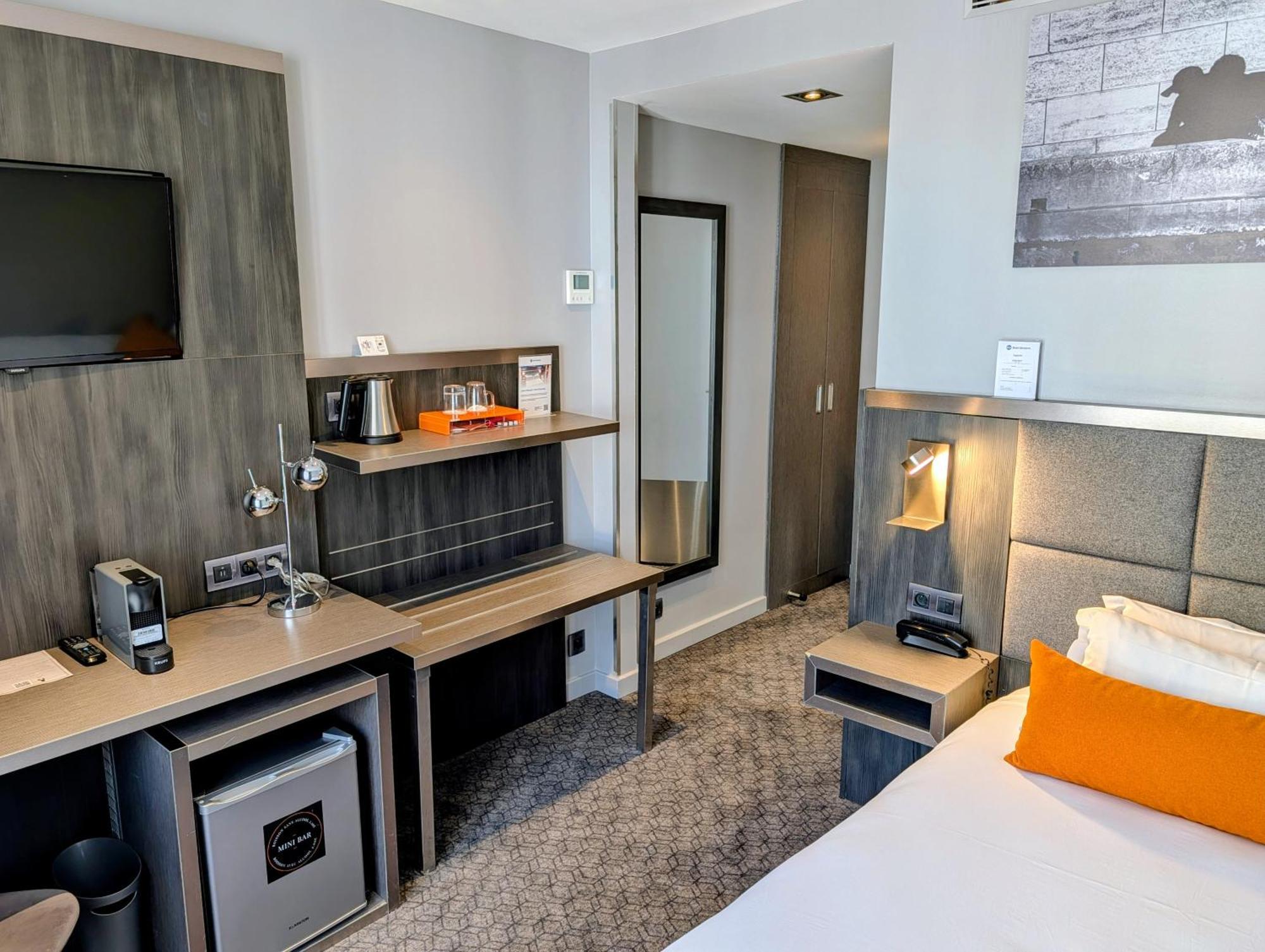 Western Empire Elysees