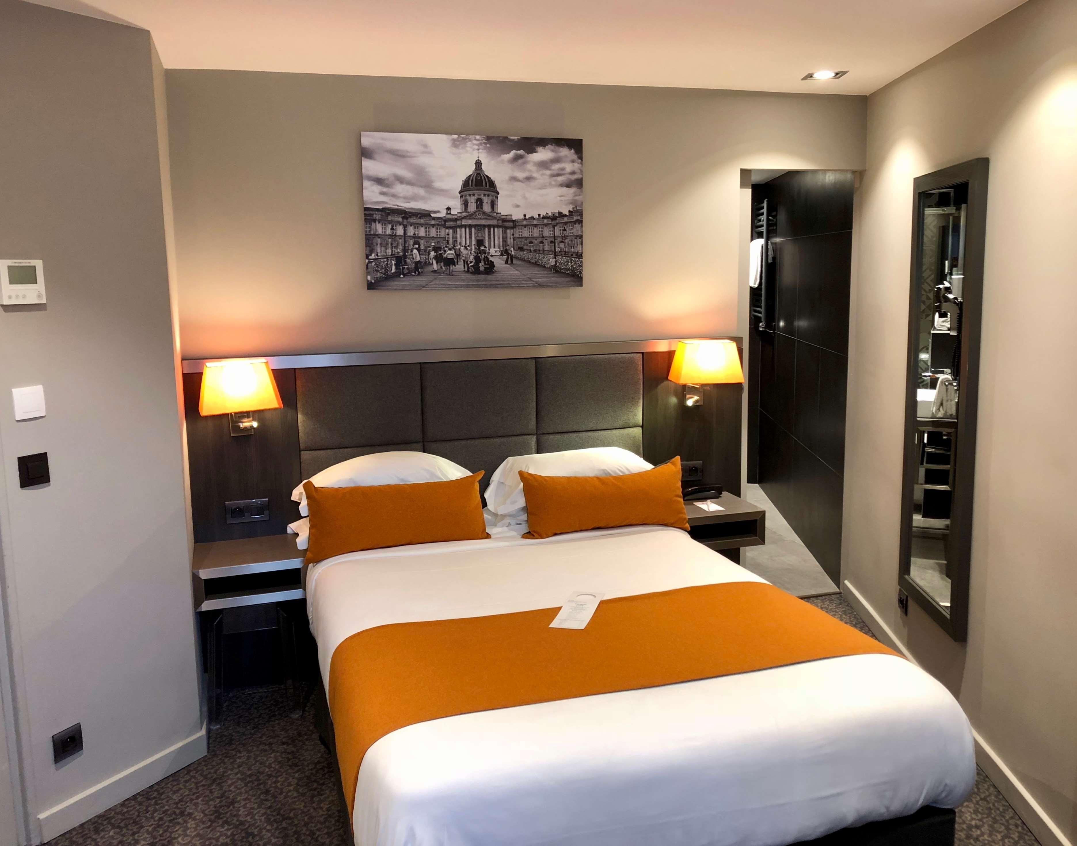 Western Empire Elysees Hotel Parigi