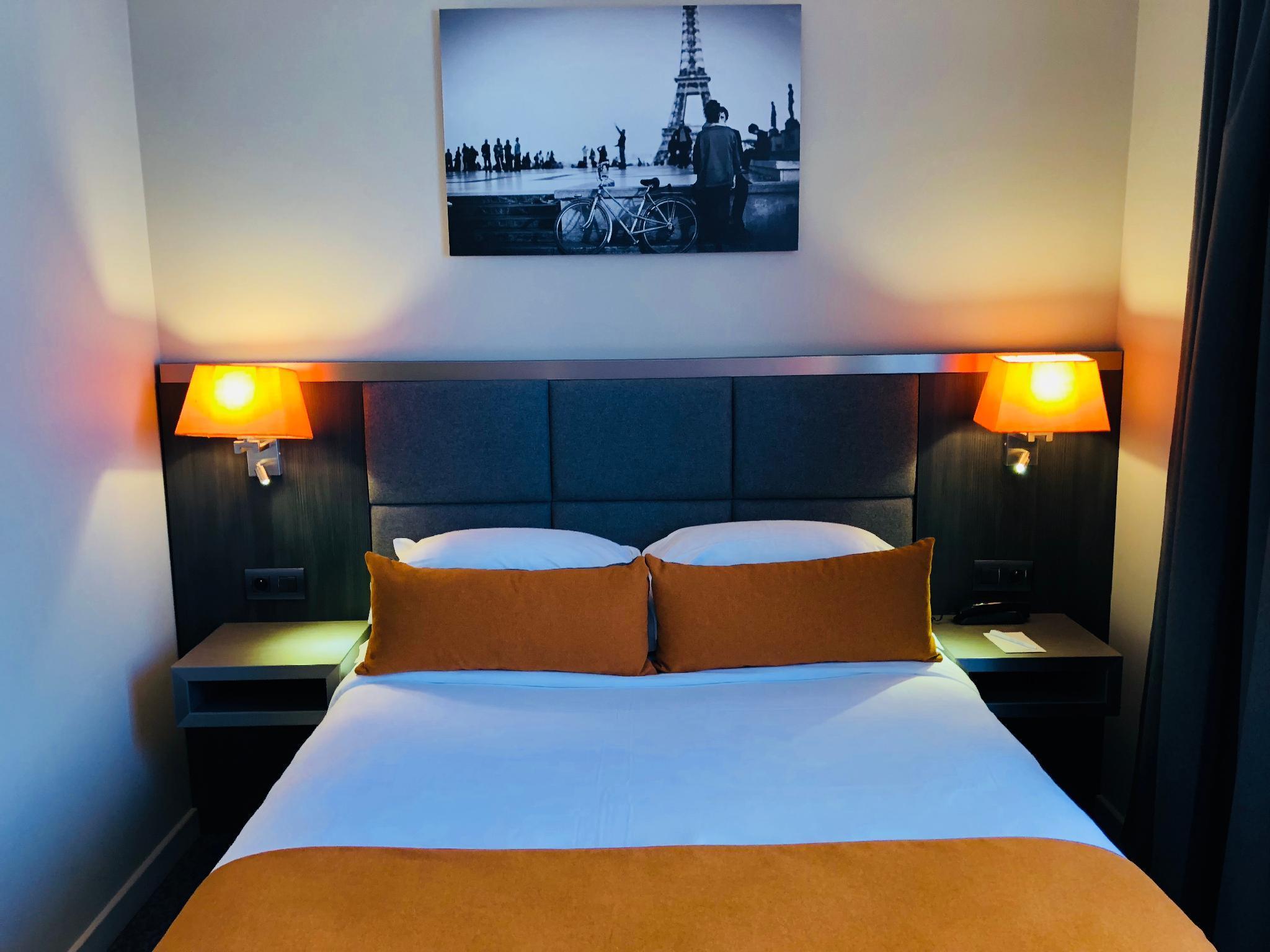 Hotel Western Empire Elysees Parigi