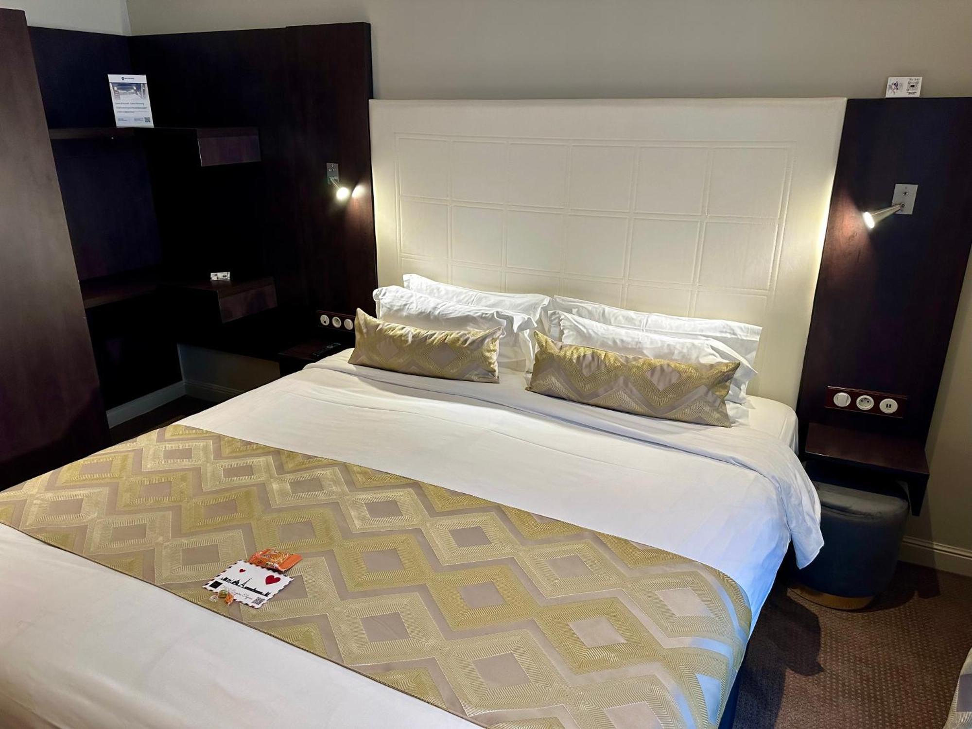 Hotel Western Empire Elysees Parigi