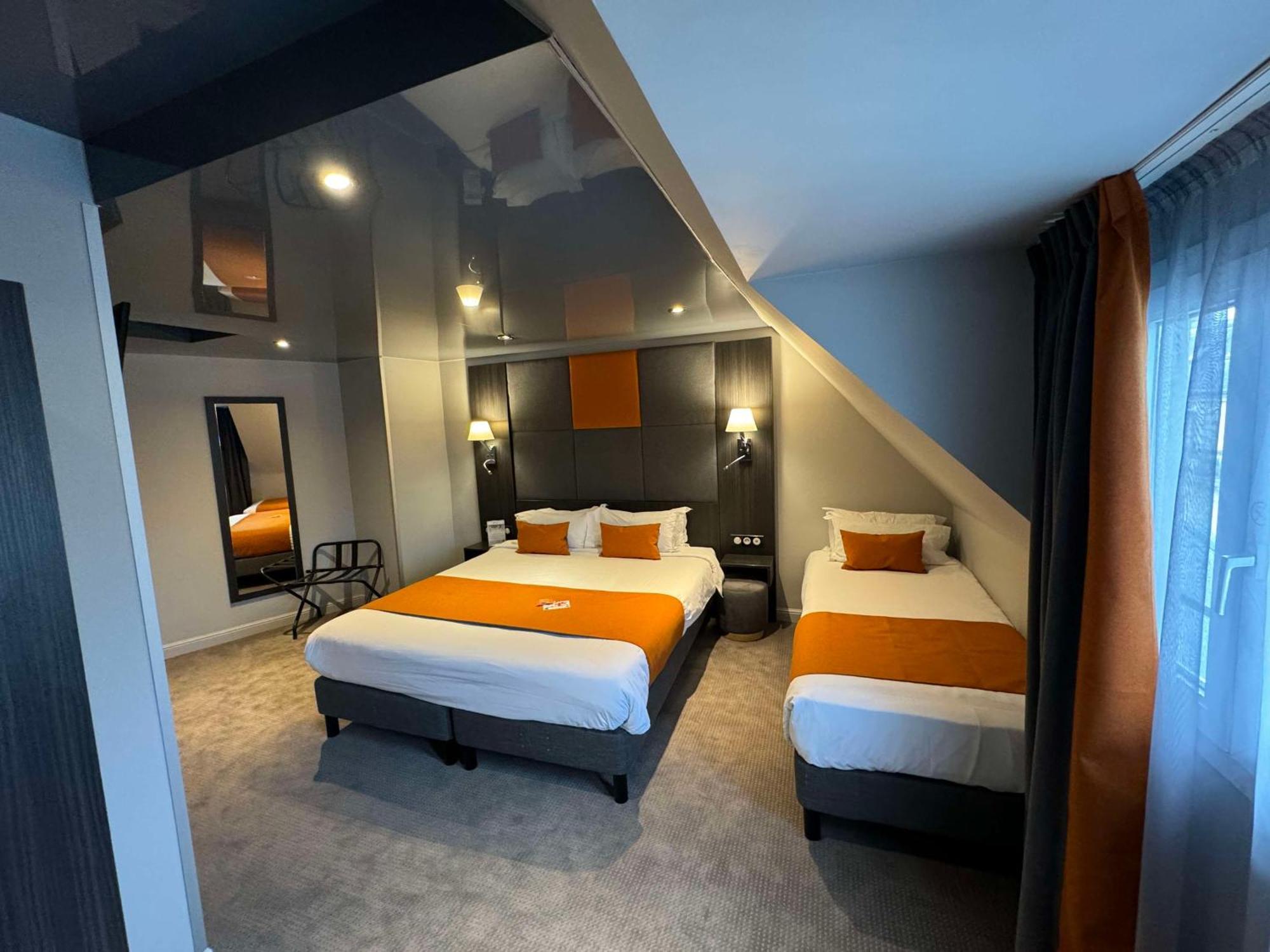 Hotel Western Empire Elysees Parigi