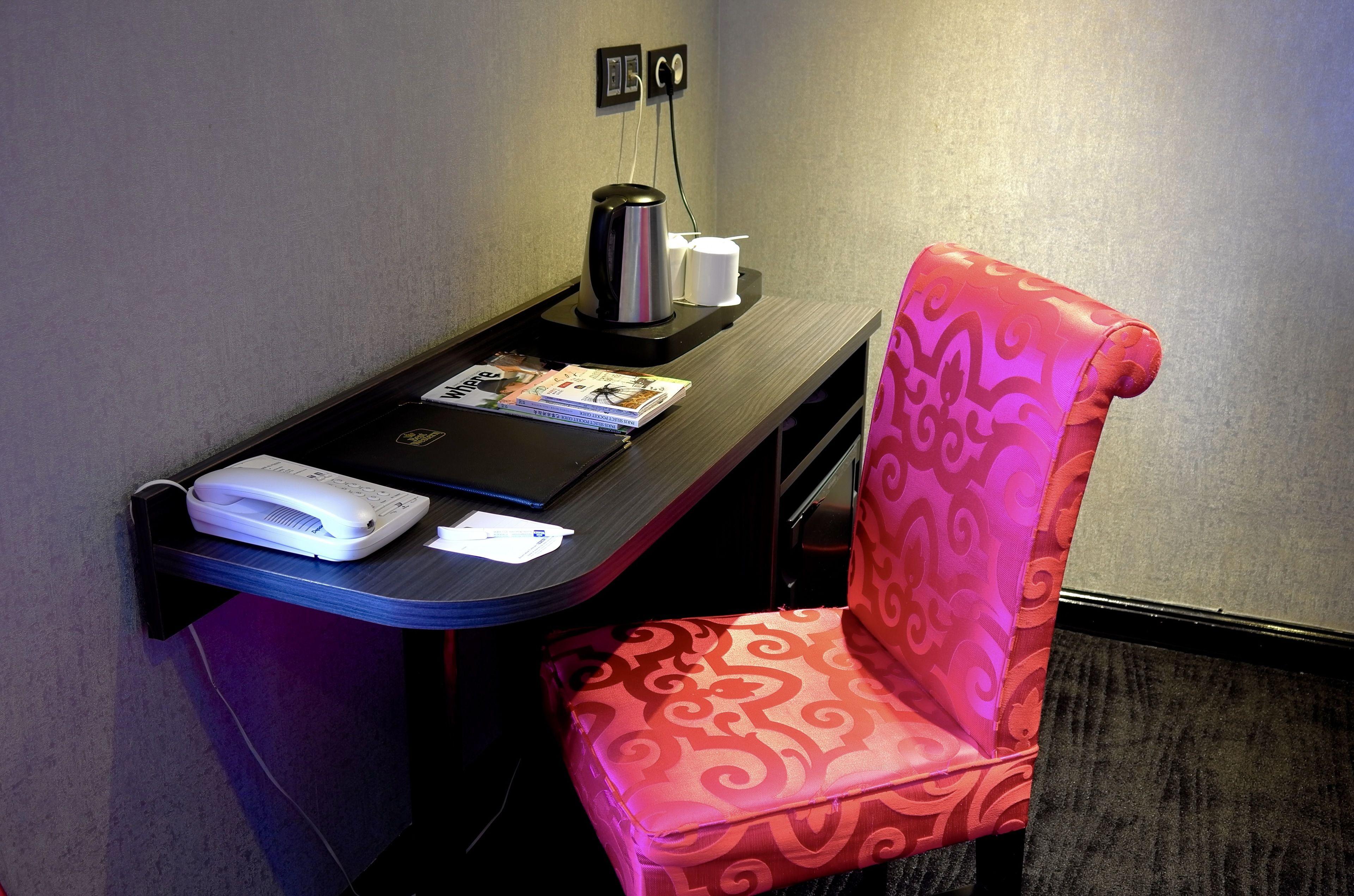 Western Empire Elysees Hotel Parigi